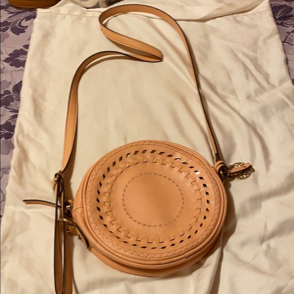 Peach color purse so cute by jessica simpson - Picture 3 of 6